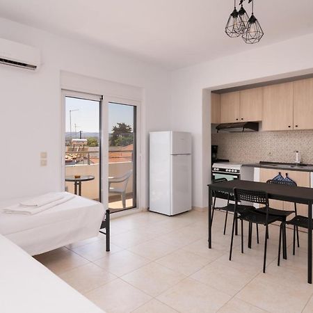 Lungo Mare Apartment Gennadi Bagian luar foto