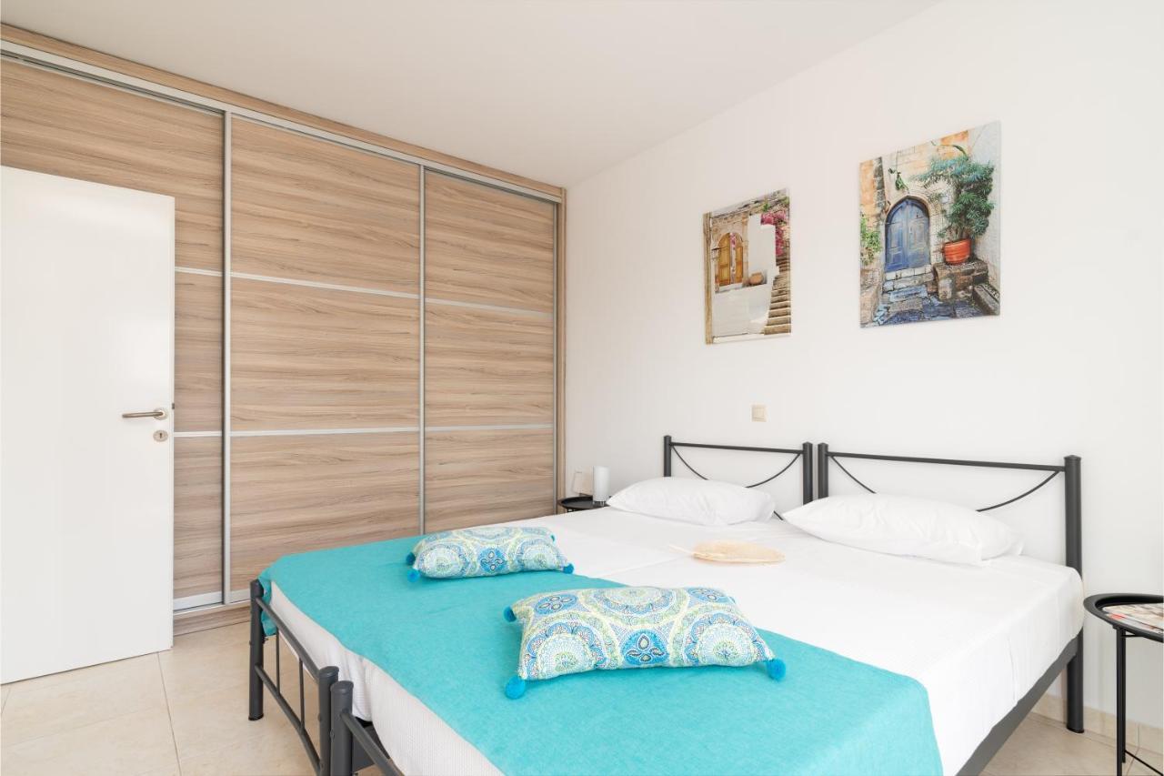 Lungo Mare Apartment Gennadi Bagian luar foto