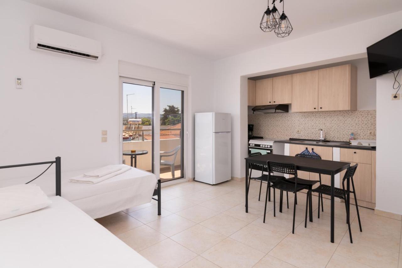 Lungo Mare Apartment Gennadi Bagian luar foto