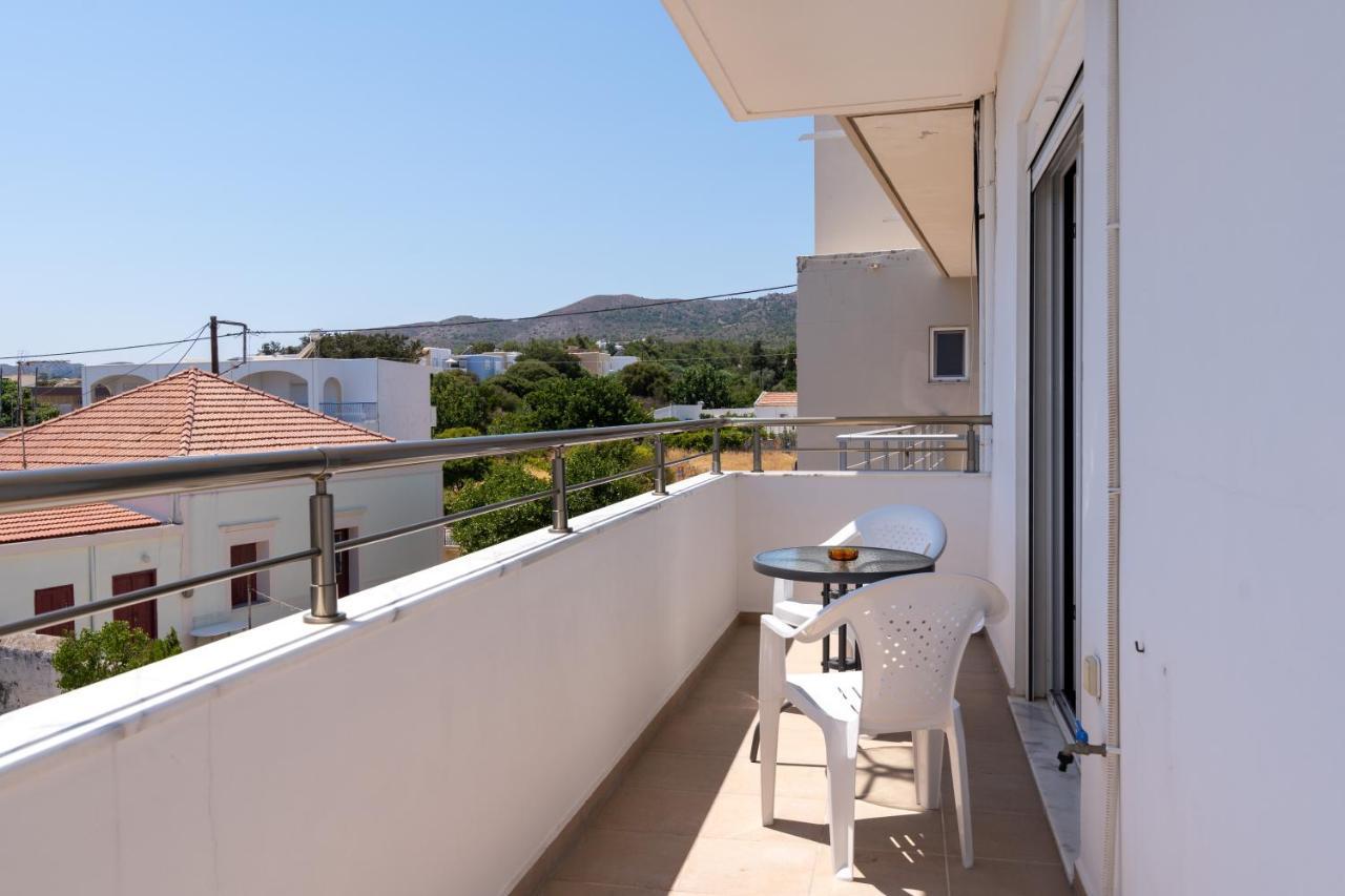 Lungo Mare Apartment Gennadi Bagian luar foto
