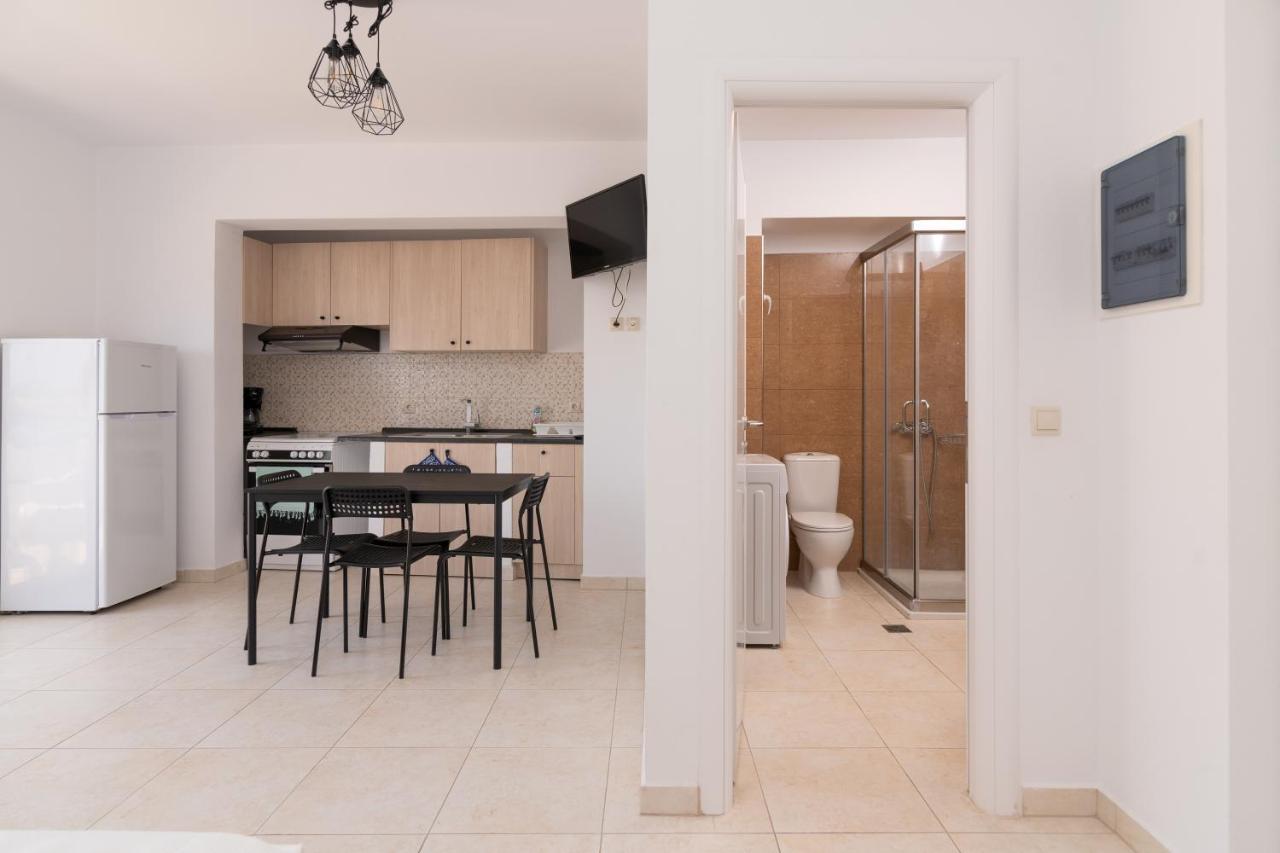 Lungo Mare Apartment Gennadi Bagian luar foto